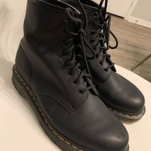 Dr. Martens 1460 Greasy Black Mens Boots - Leather US Size 8